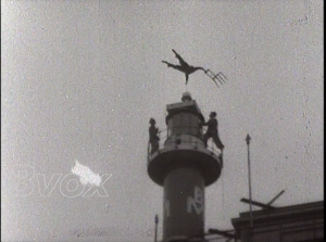 1948- Acrobatie au sommet d’un des plus grands immeubles de Bruxelles