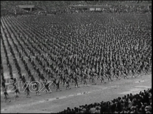 1948- En Tchécoslovaquie, grand festival des Sokols