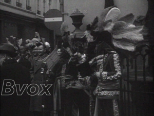 1955- Manneken-Pis aux couleurs du carnaval de Malmedy (Cwarmê)