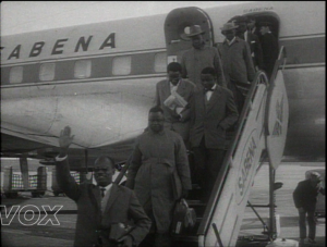 1960- Arrivée à Bruxelles leaders congolais pour la Table Ronde
