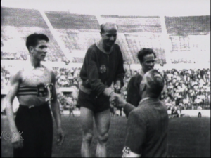 1951- Athlétisme: Reiff contre le record des 3.000 mètres
