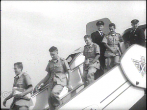 1961- Retour du Congo des 8 carabiniers belges prisonniers depuis 6 mois