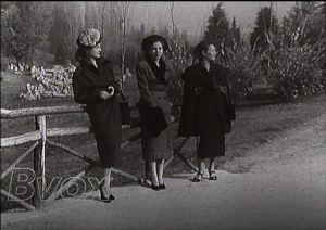 1948- Mode: Défilé de Haute Couture en Espagne.