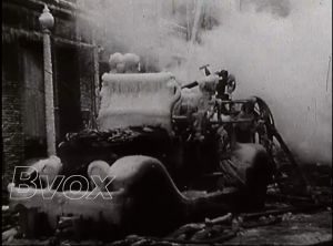 1948- Formidable incendie à Boston provoqué par la combustion spontanée de peaux huilées.