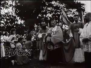 1948-  Fête au Congo belge à l’occasion du baptême d’un enfant.