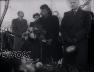 1951- Camp de concentration : À la mémoire des martyrs d’Auschwitz.