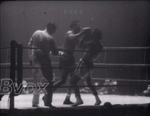 1951- Boxe : Robinson règle Vuillemain au 9ème round.