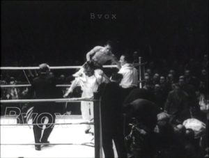 1952- Boxe : championnat Europe poids légers : Johansen et Elis Ask.