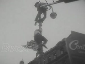 1950- Manifestation en faveur de la paix à New York fait 4 blessés.