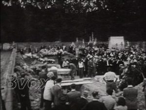 1949- Catastrophe naturelle : Funérailles des victimes de l’incendie des Landes.