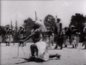 1949- Réception des fonctionnaires britanniques de l’Ouganda chez le mwami du Rwanda.