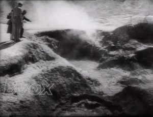 1949- Phénomènes volcaniques près de Naples en Italie.