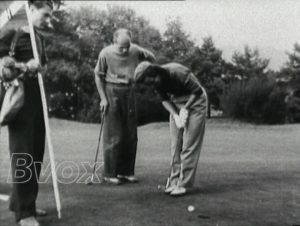 1948- Léopold III et la Princesse de Rethy jouent au golf à Stresa en Italie.
