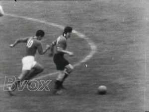 1948- Football : France-Belgique 3-3.